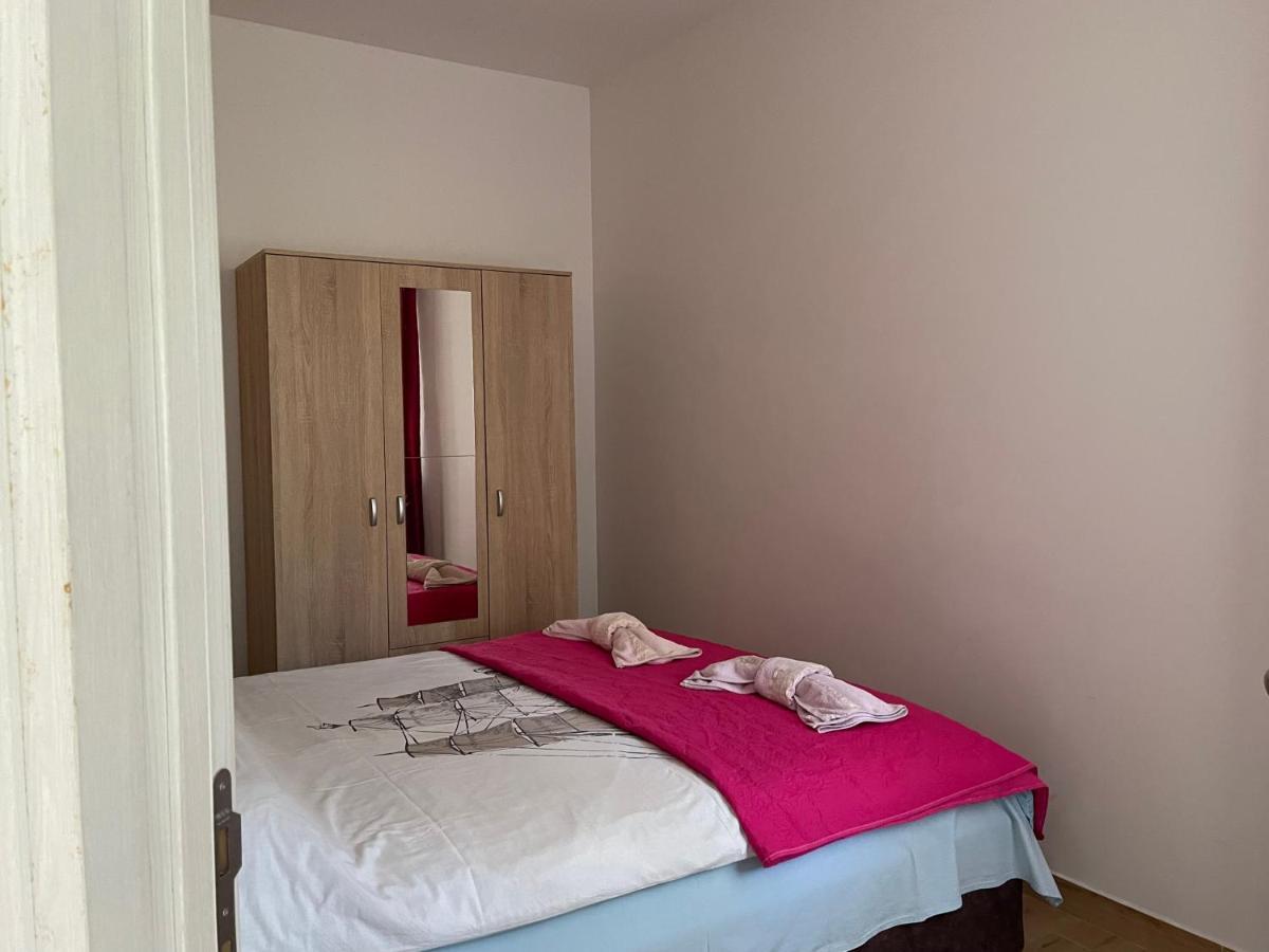 Apartment Jovana Херцег-Нови Экстерьер фото
